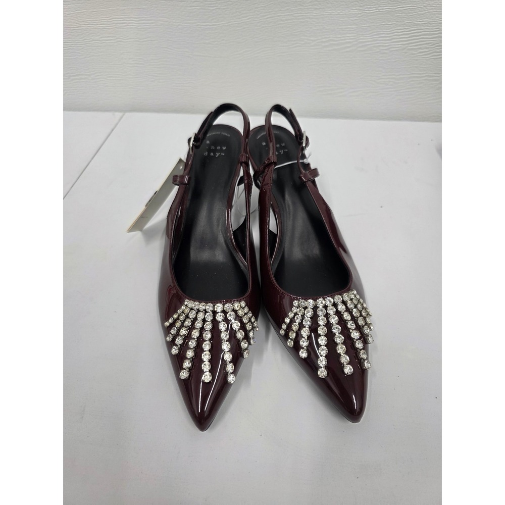 A New Day Burgundy Patent Rhinestone Slingback Pumps Kitten Heels Size 8.5